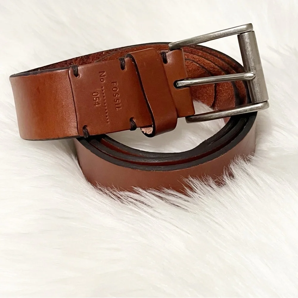 Fossil Genuine Leather Belt Size 110/44 Brown Cognac Classic Buckle